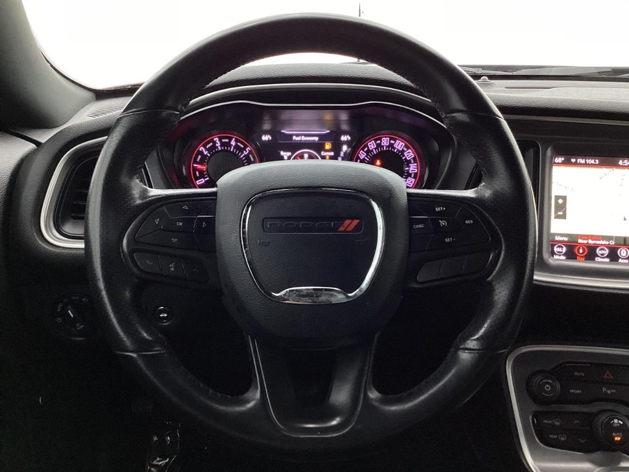 Dodge Challenger SXT RWD 2020