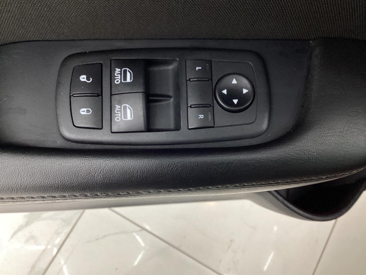 Dodge Challenger SXT RWD 2020