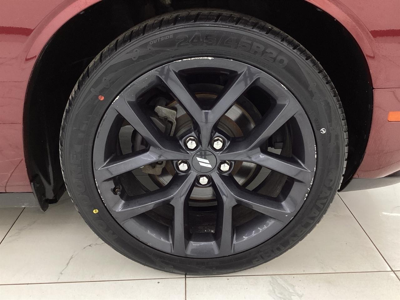 Dodge Challenger SXT RWD 2020