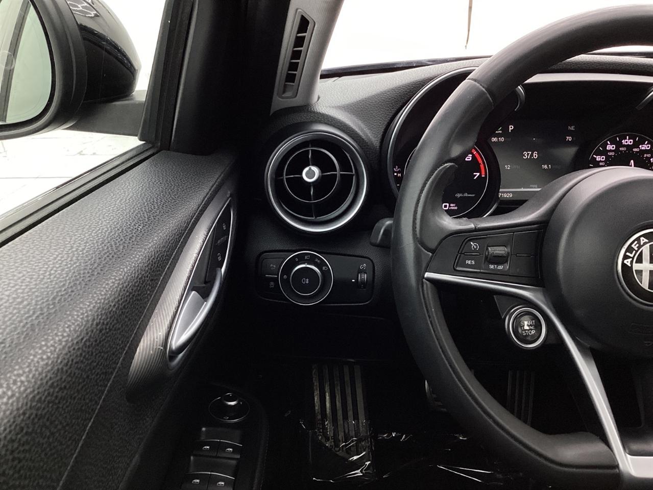 Alfa Romeo Giulia RWD 2017