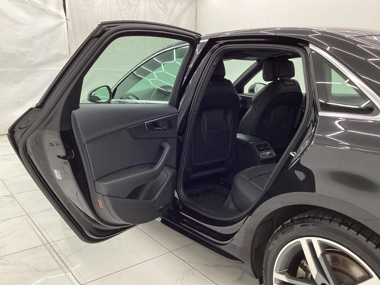 Audi A4 2.0 TFSI Tech Premium Plus S Tronic quattro AWD 2018