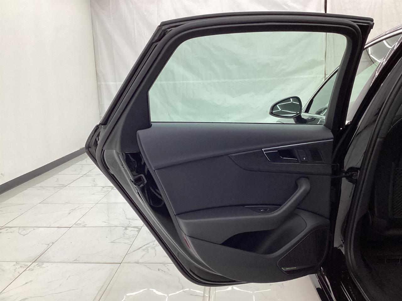 Audi A4 2.0 TFSI Tech Premium Plus S Tronic quattro AWD 2018