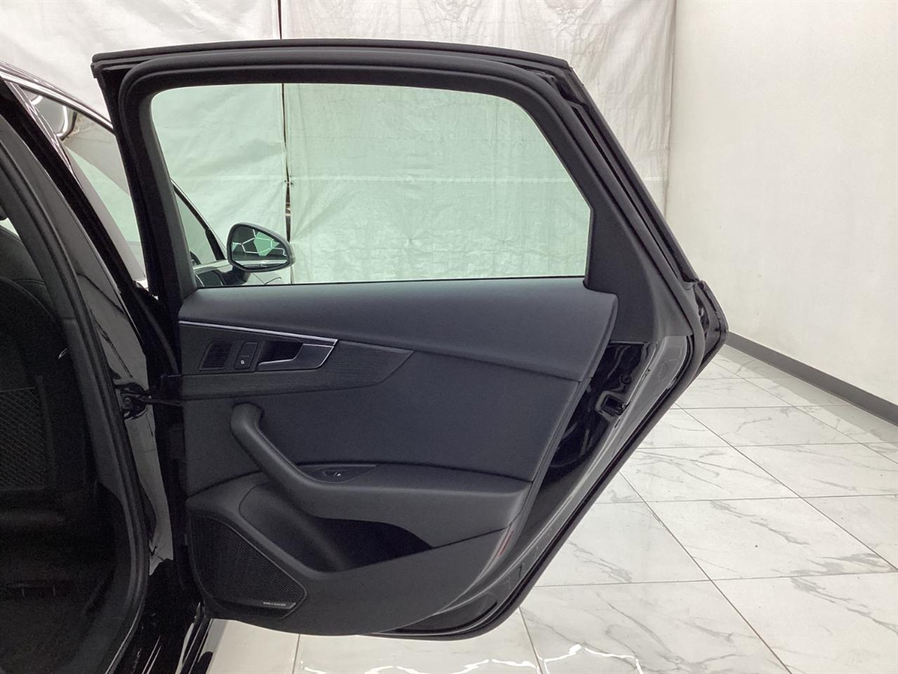 Audi A4 2.0 TFSI Tech Premium Plus S Tronic quattro AWD 2018