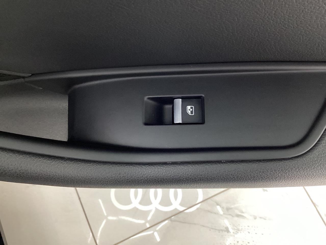 Audi A4 2.0 TFSI Tech Premium Plus S Tronic quattro AWD 2018