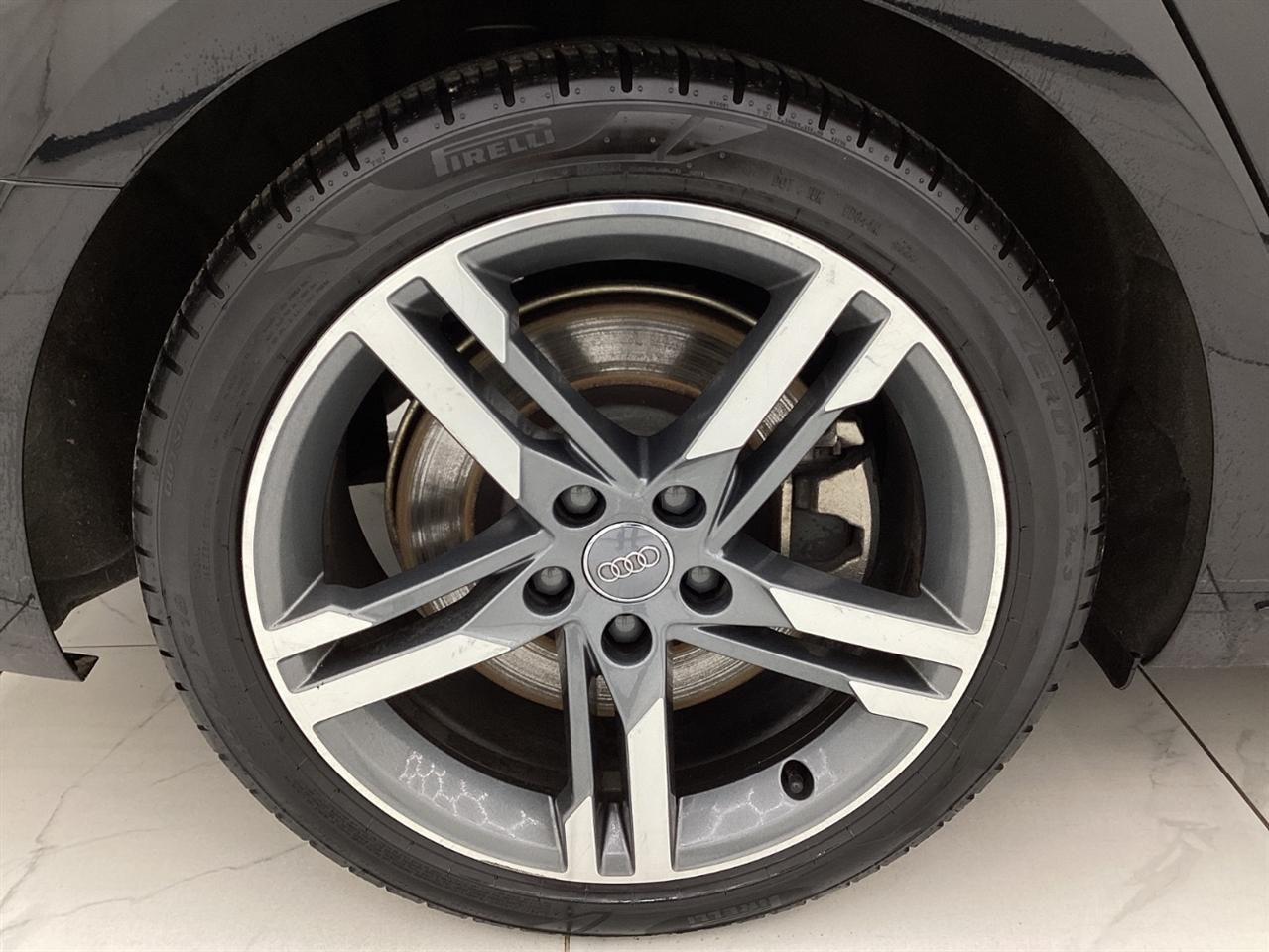 Audi A4 2.0 TFSI Tech Premium Plus S Tronic quattro AWD 2018