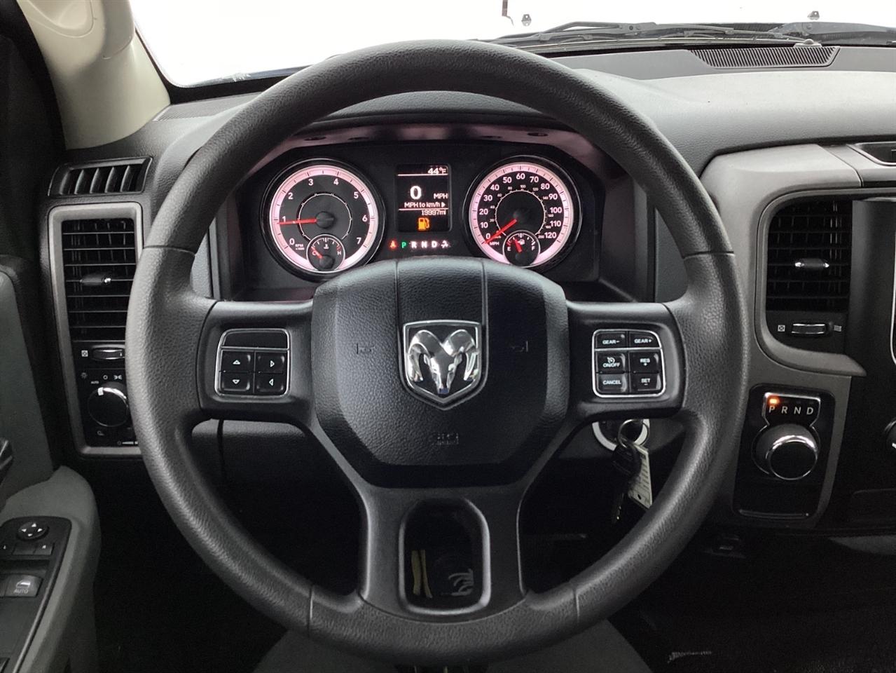 RAM 1500 Classic Tradesman 4x2 Reg Cab 6'4" Box 2019