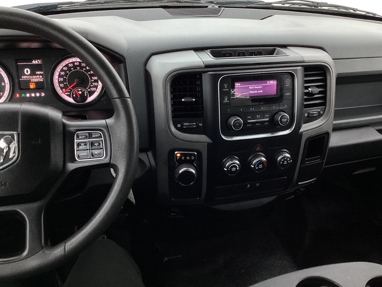 RAM 1500 Classic Tradesman 4x2 Reg Cab 6'4" Box 2019