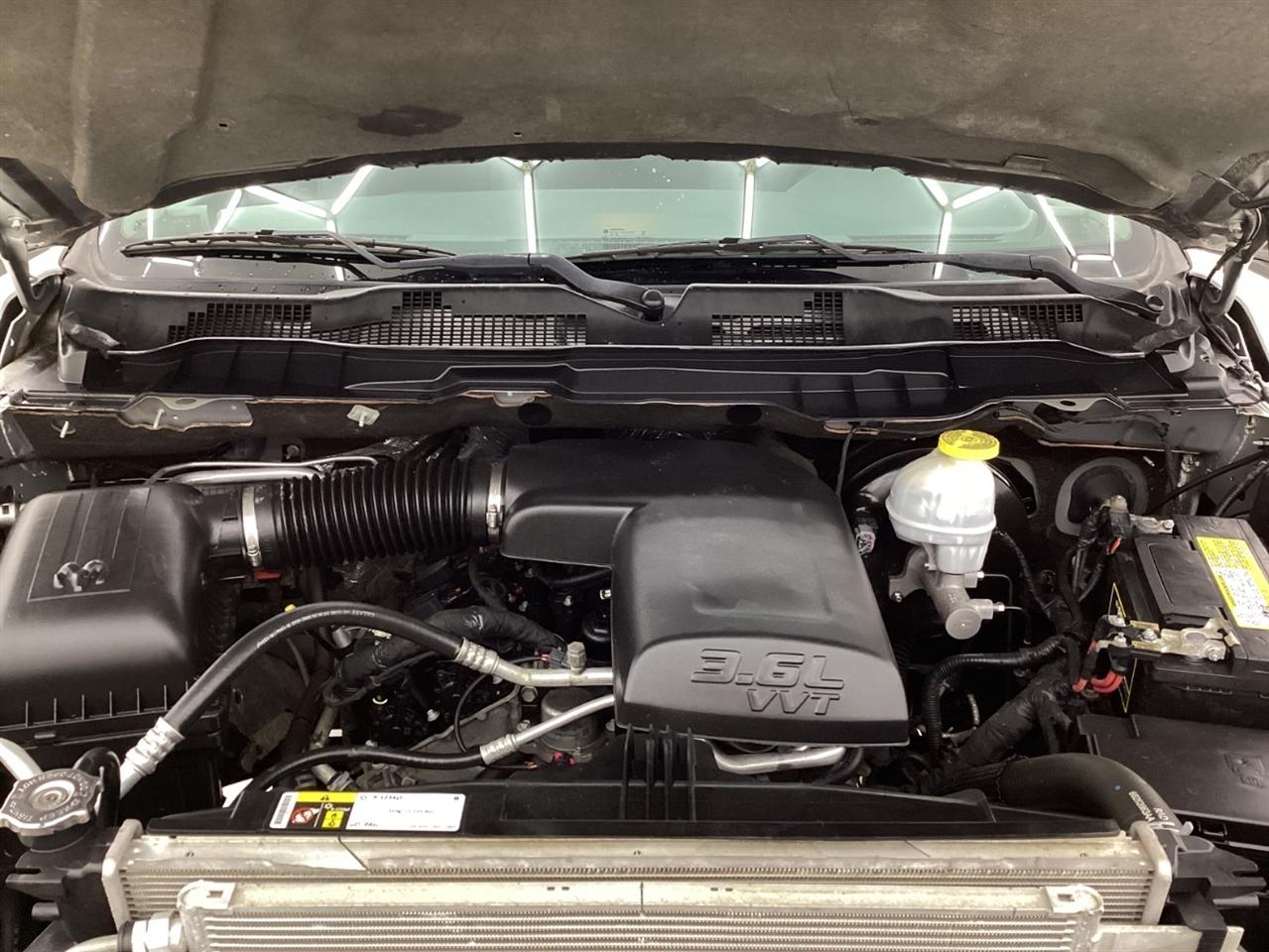 RAM 1500 Classic Tradesman 4x2 Reg Cab 6'4" Box 2019