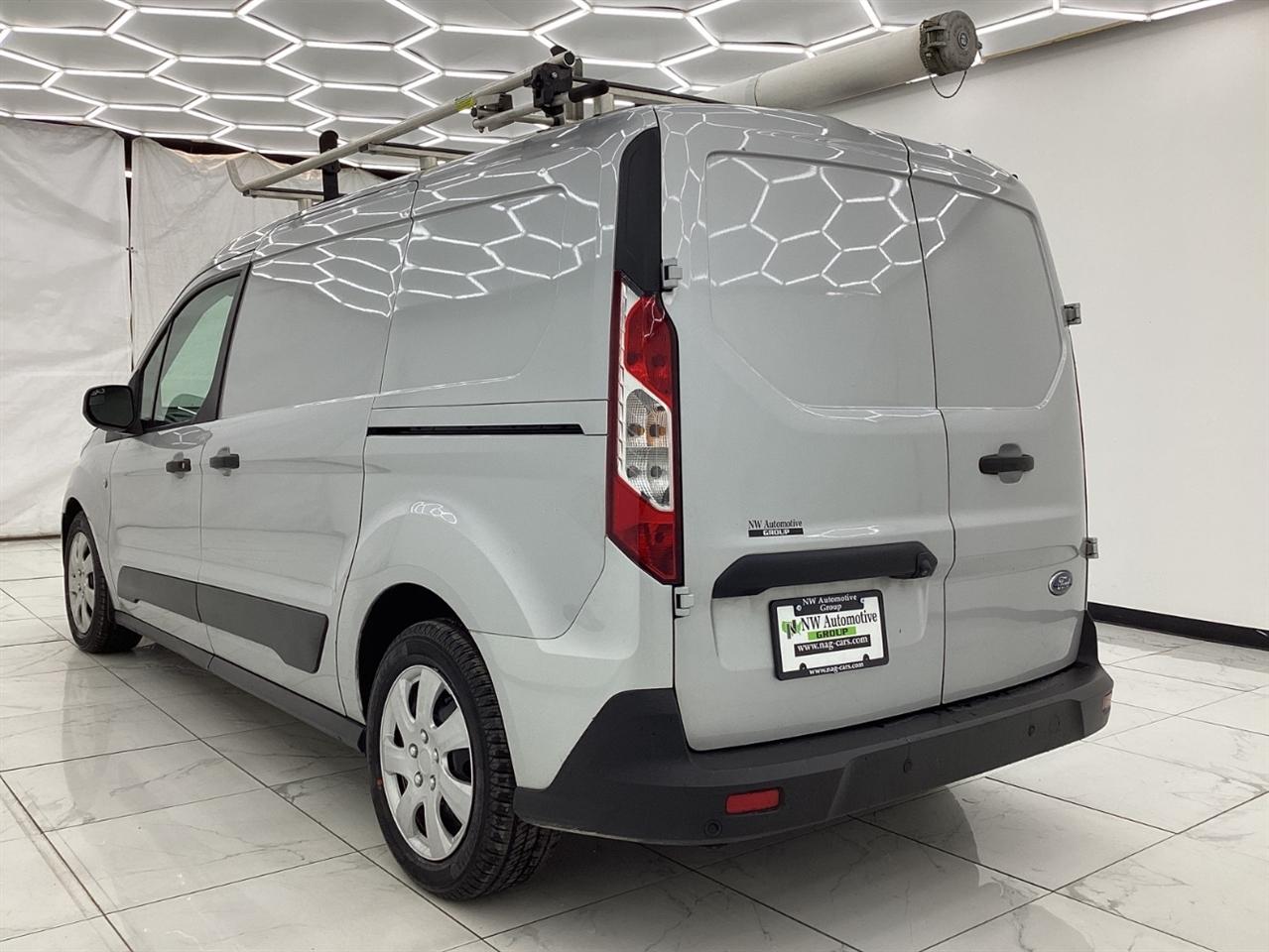 Ford Transit Connect Van XLT LWB w/Rear Symmetrical Doors 2021