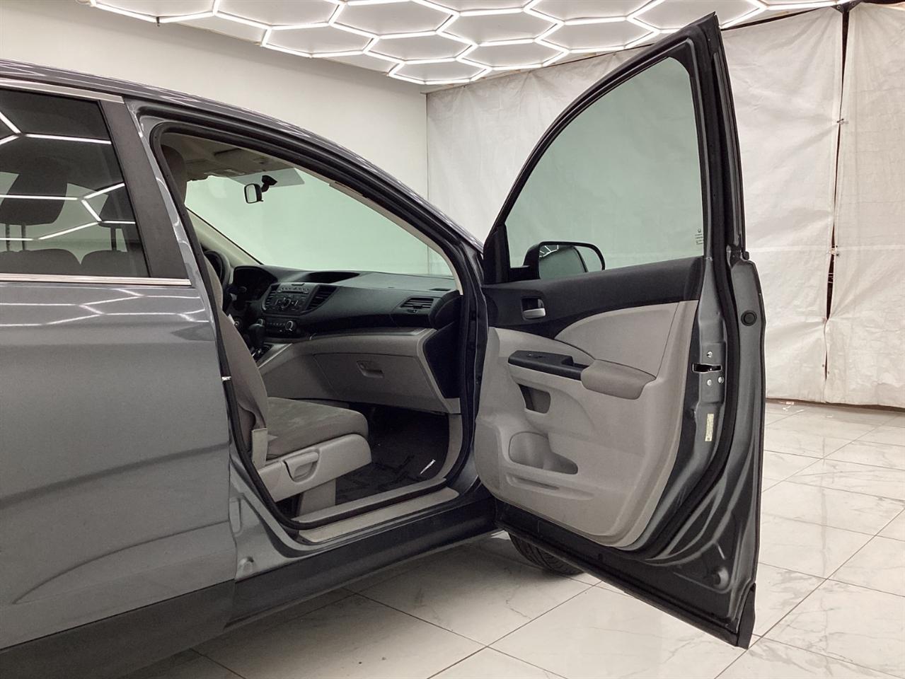 Honda CR-V 2WD 5dr LX 2012