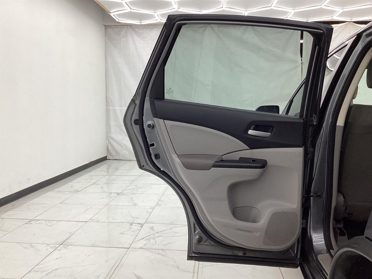 Honda CR-V 2WD 5dr LX 2012