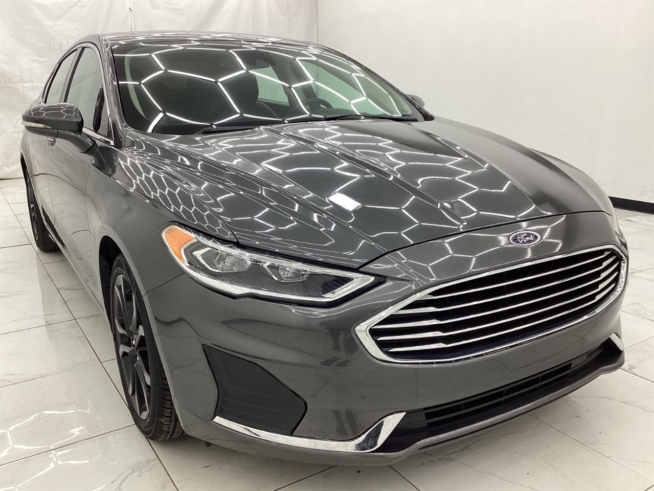 Ford Fusion SEL FWD 2019