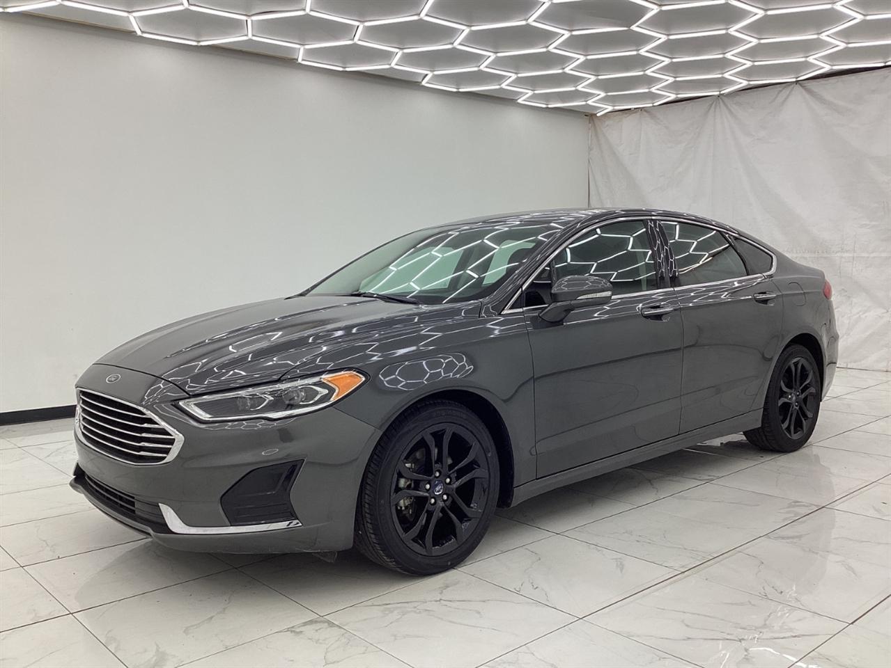 Ford Fusion SEL FWD 2019