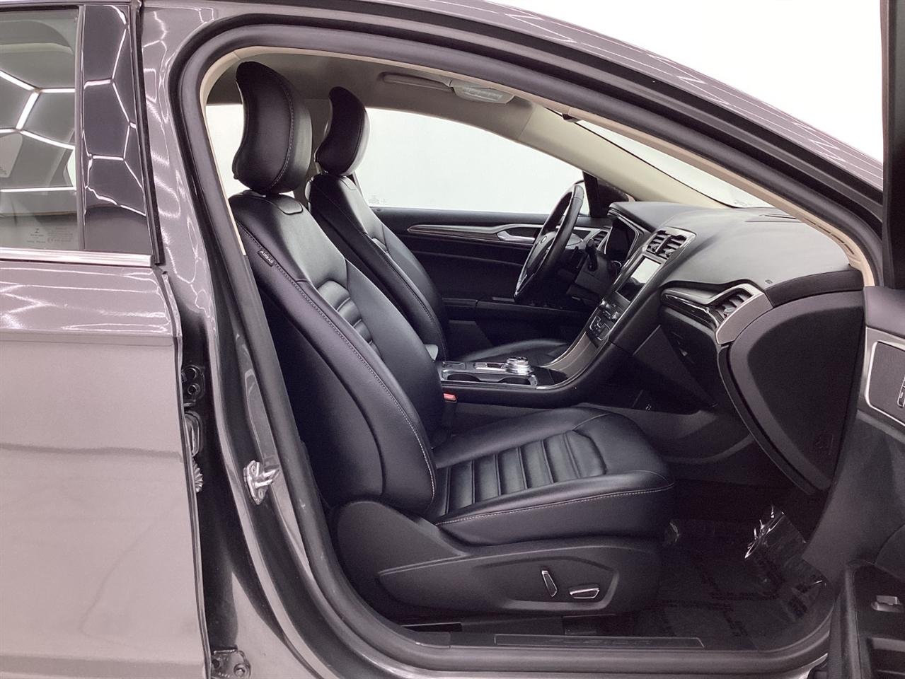 Ford Fusion SEL FWD 2019