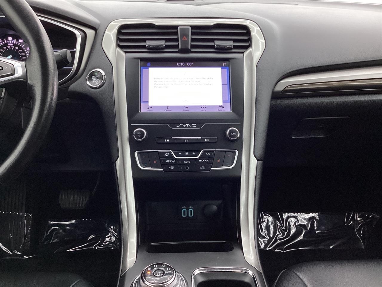 Ford Fusion SEL FWD 2019