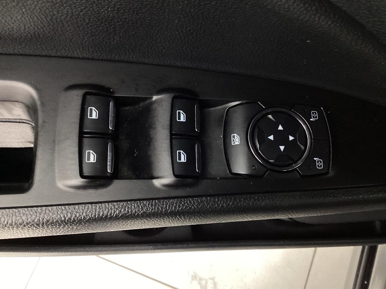 Ford Fusion SEL FWD 2019