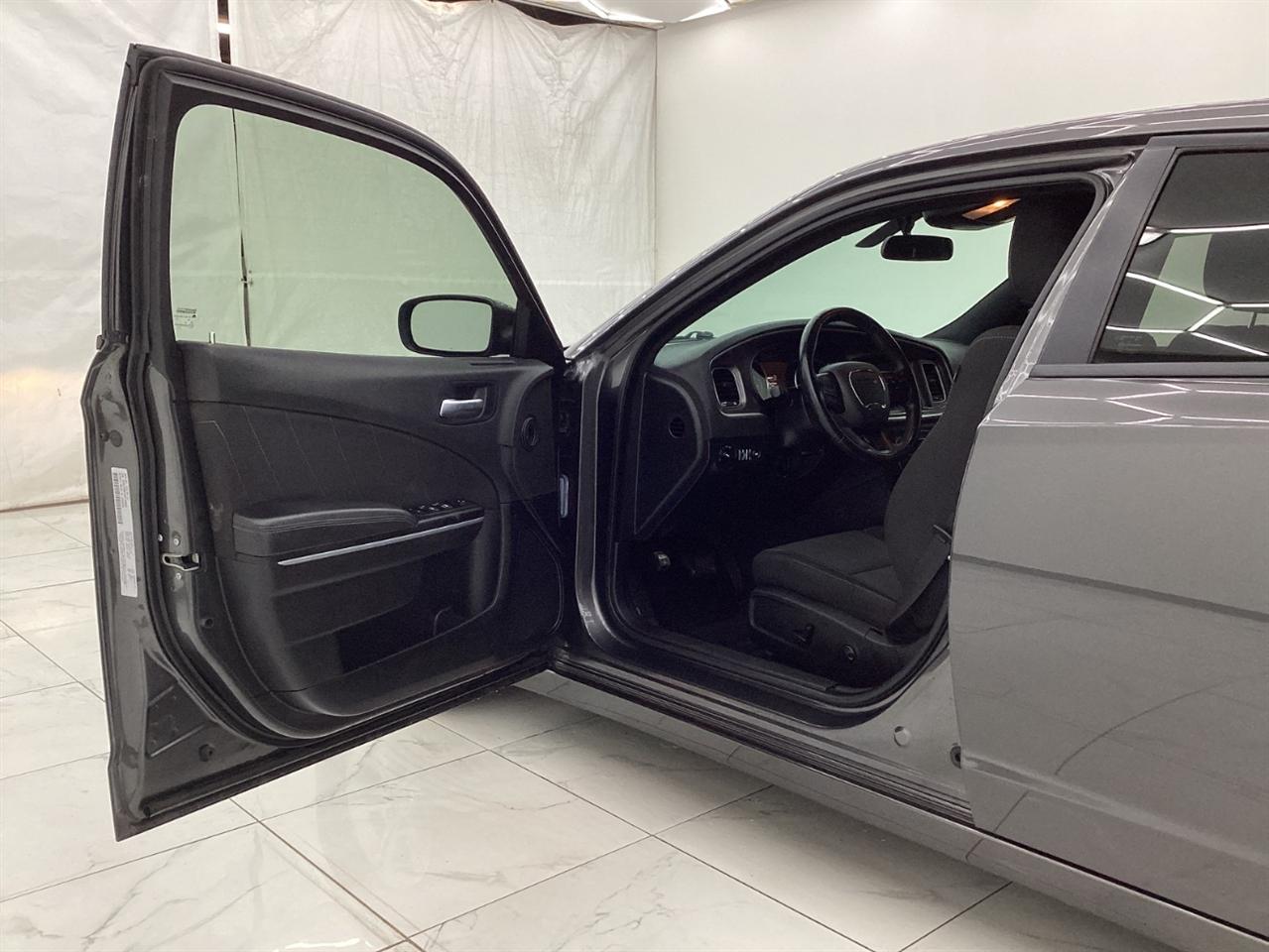 Dodge Charger SXT RWD 2022