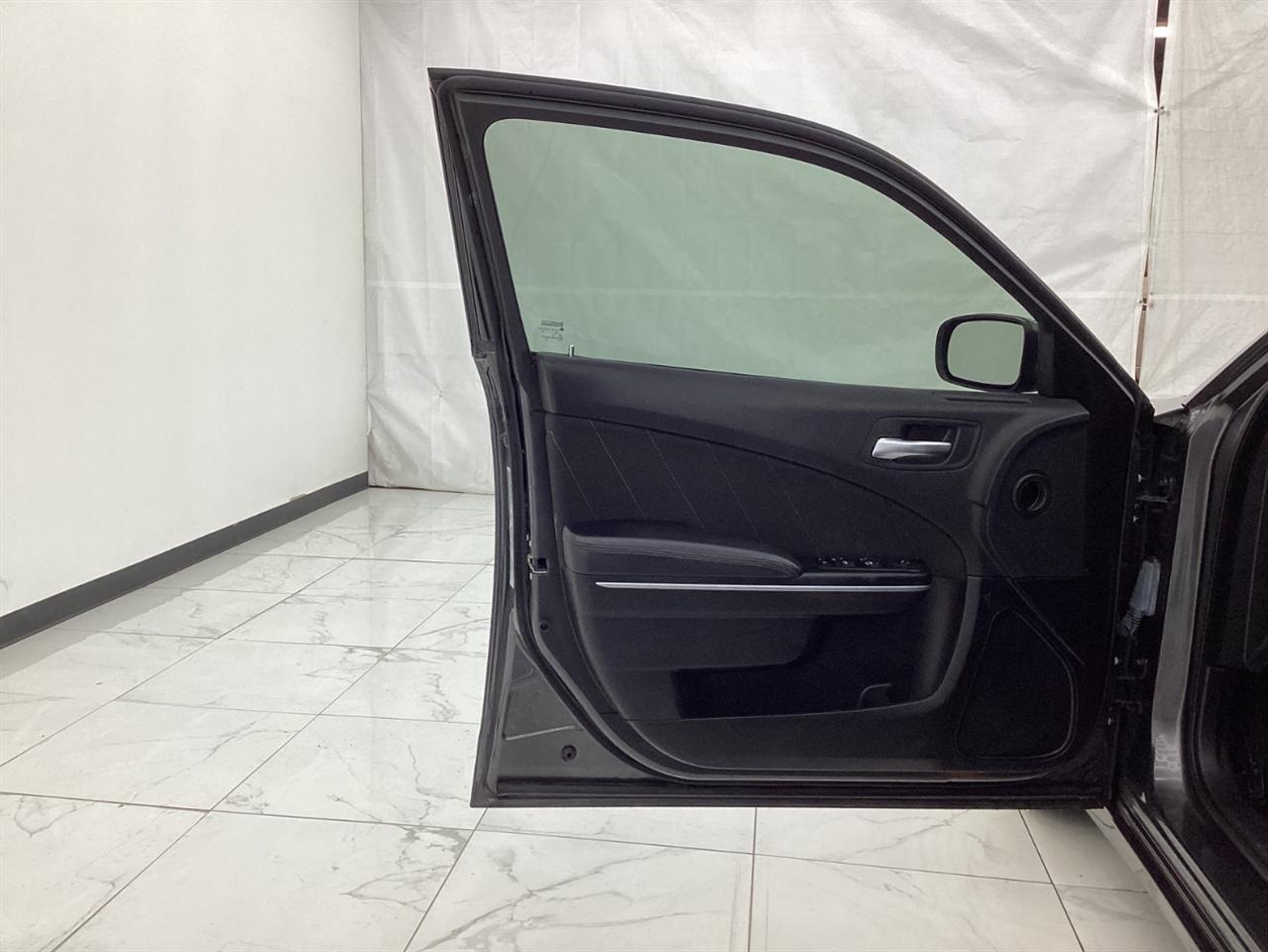 Dodge Charger SXT RWD 2022