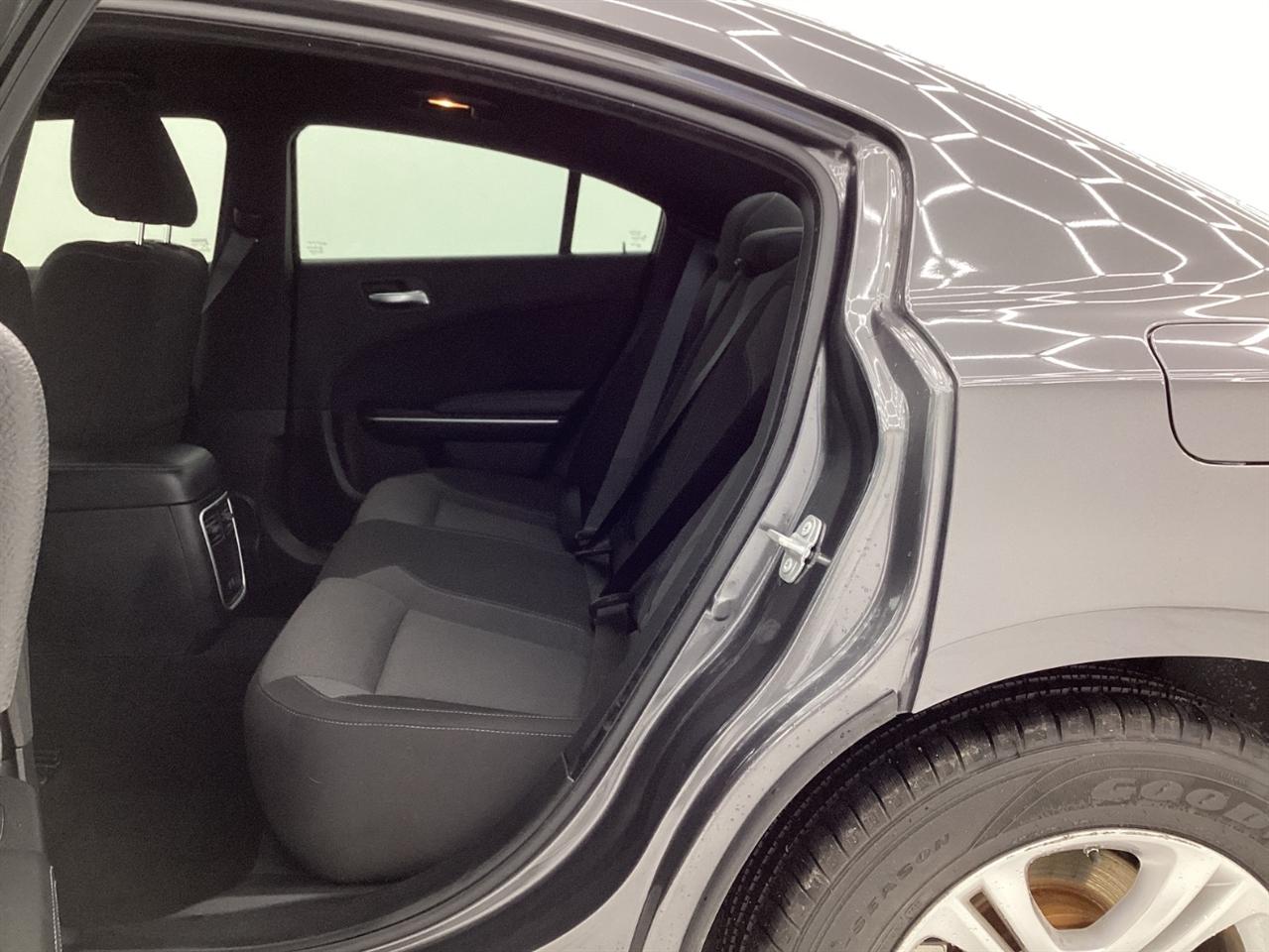 Dodge Charger SXT RWD 2022