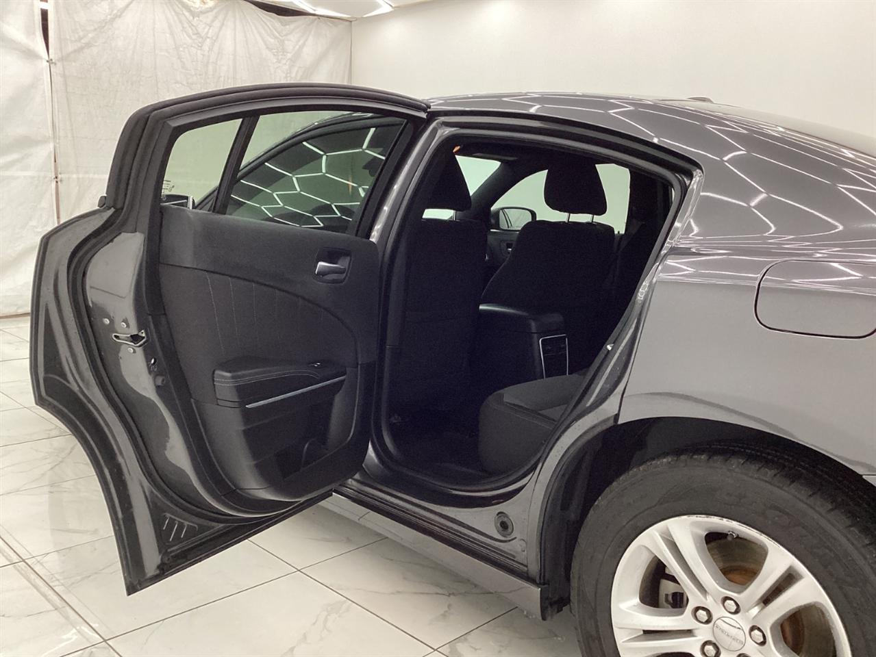 Dodge Charger SXT RWD 2022