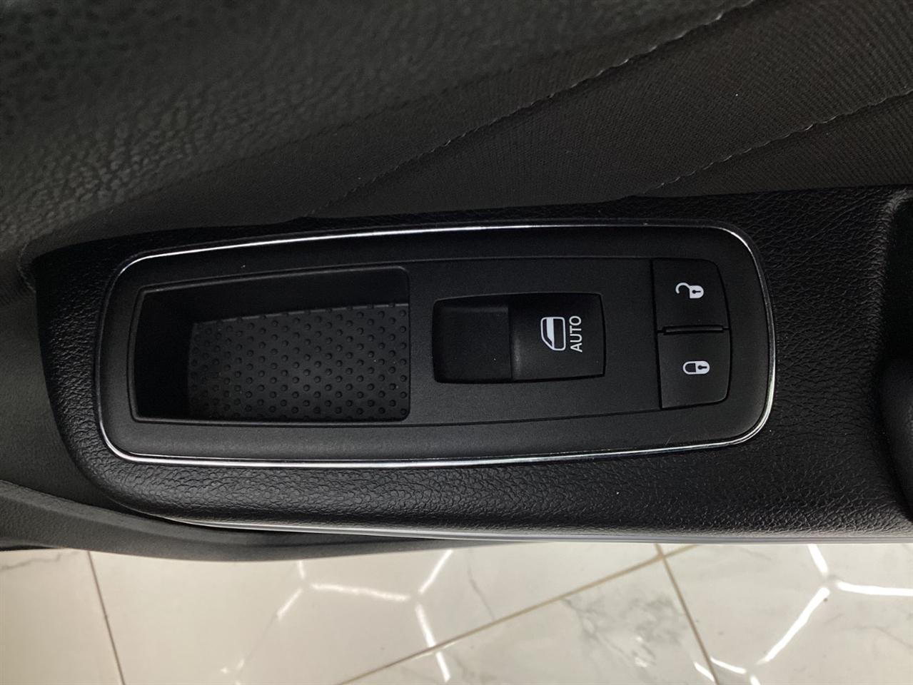 Dodge Charger SXT RWD 2022