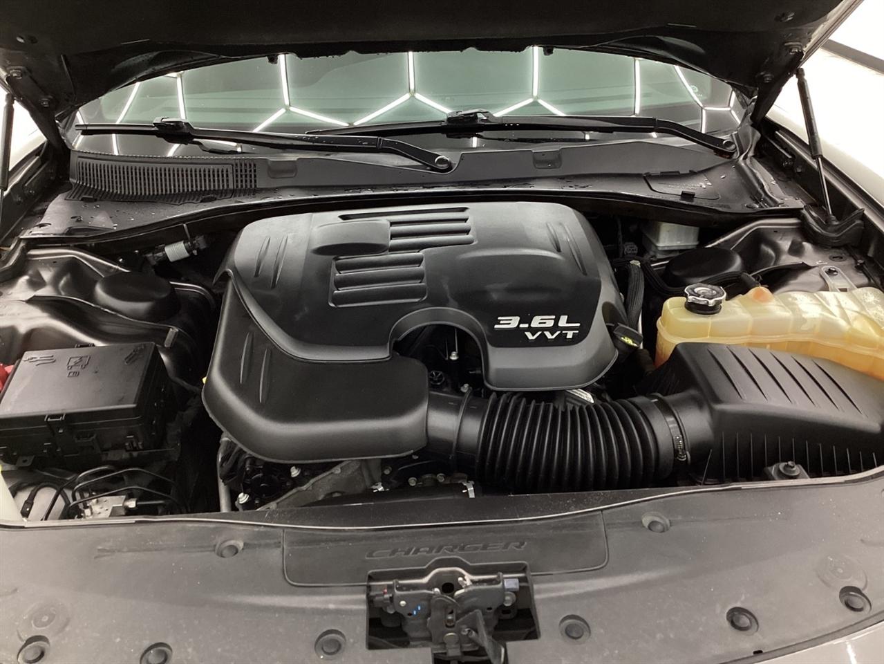 Dodge Charger SXT RWD 2022