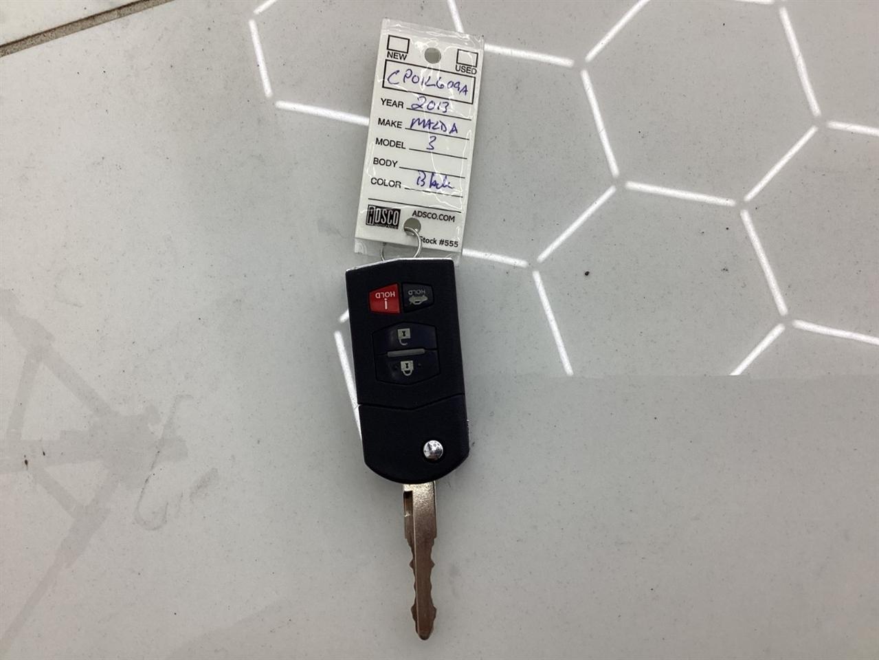 Mazda MAZDA3 4dr Sdn Auto i SV 2013