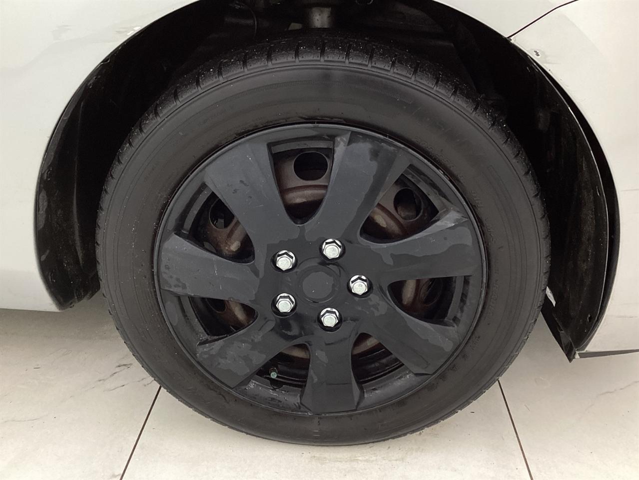 Mazda MAZDA3 4dr Sdn Auto i SV 2013