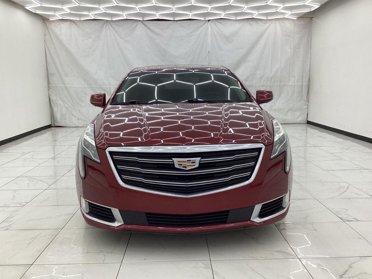 Cadillac XTS 4dr Sdn Luxury FWD 2019