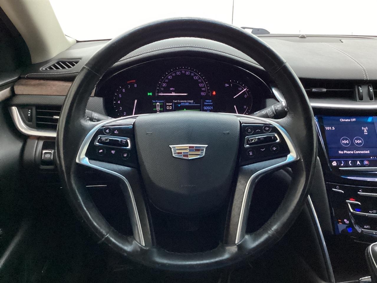 Cadillac XTS 4dr Sdn Luxury FWD 2019