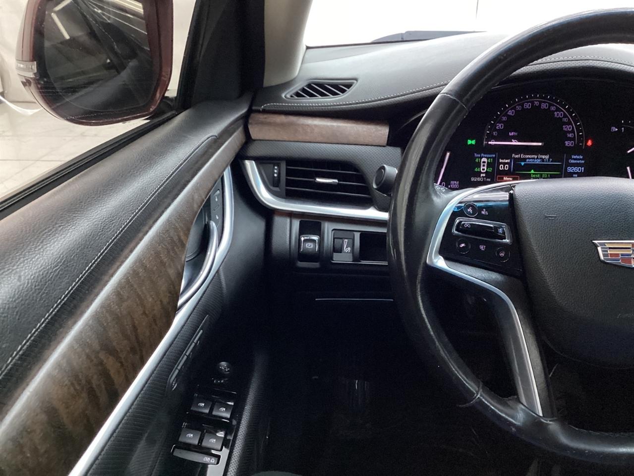 Cadillac XTS 4dr Sdn Luxury FWD 2019