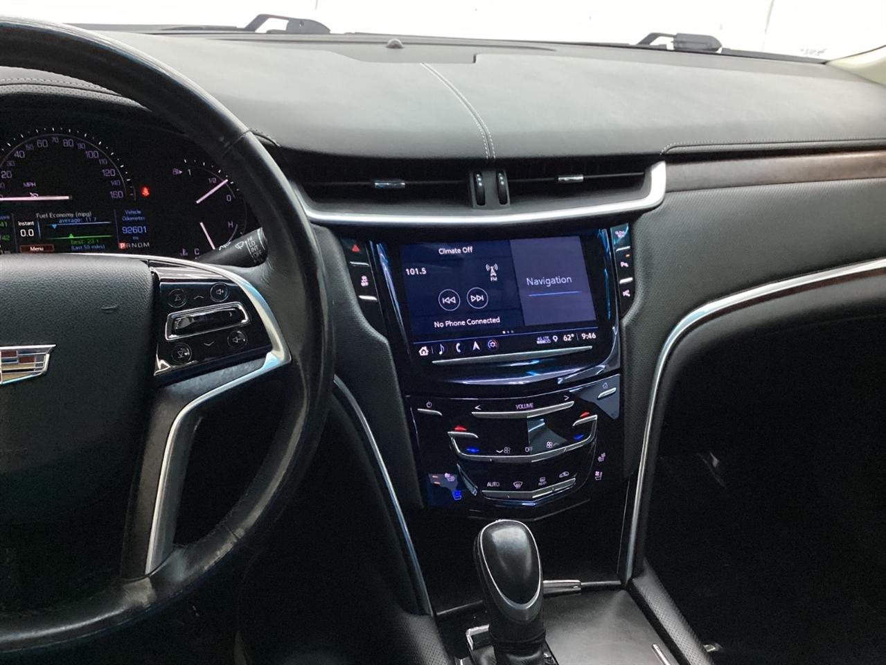 Cadillac XTS 4dr Sdn Luxury FWD 2019