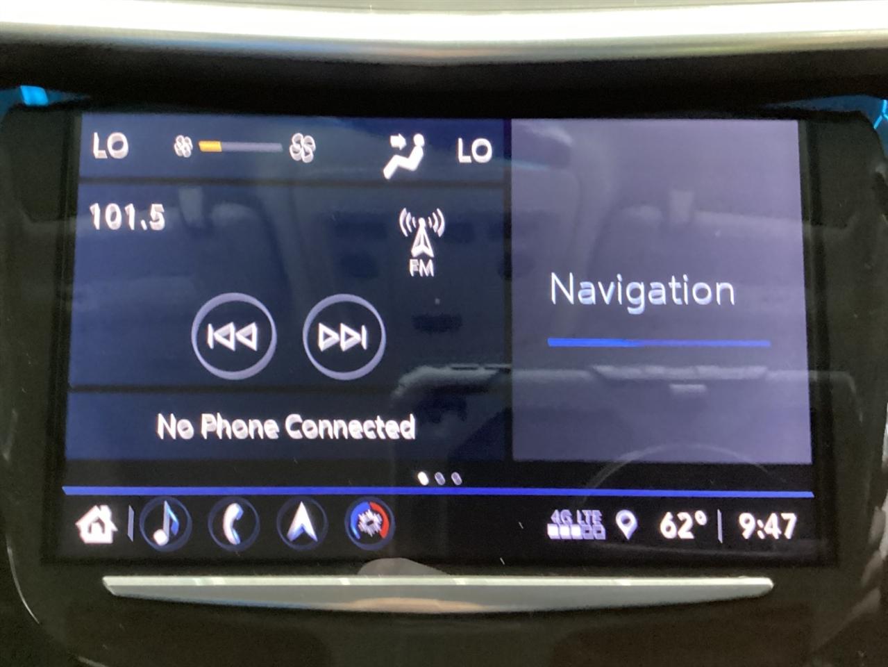 Cadillac XTS 4dr Sdn Luxury FWD 2019