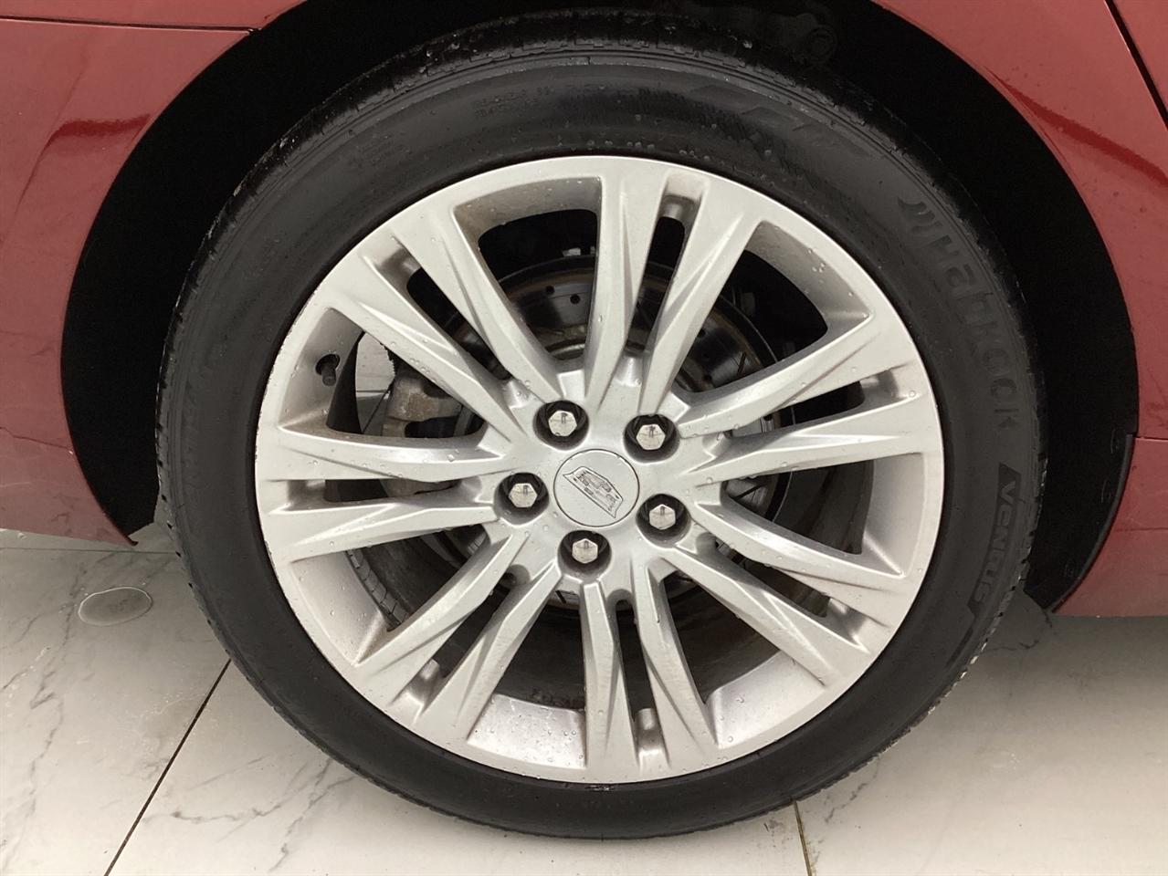 Cadillac XTS 4dr Sdn Luxury FWD 2019