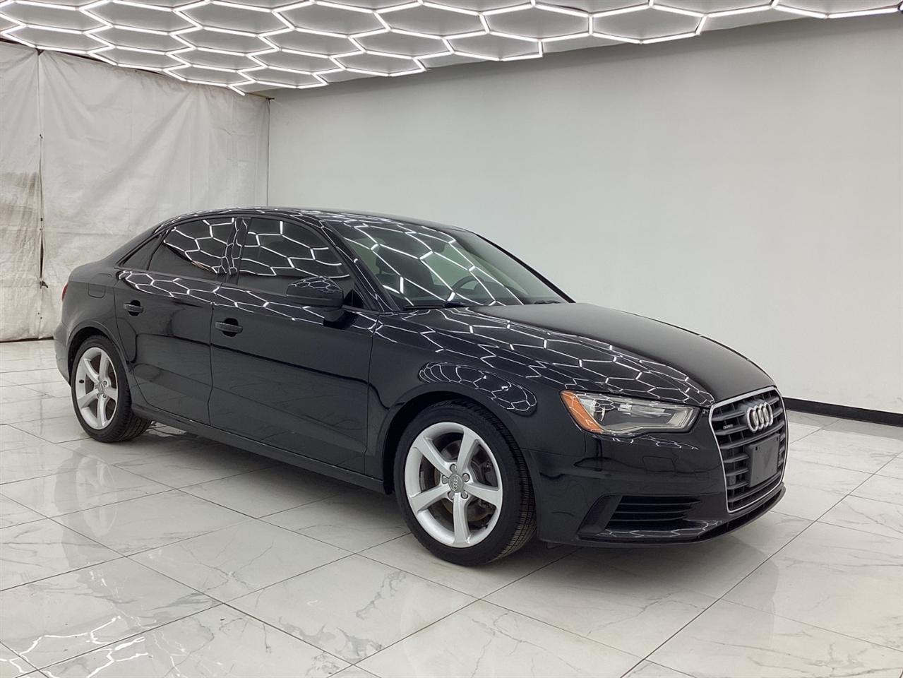 Audi A3 4dr Sdn quattro 2.0T Premium 2016