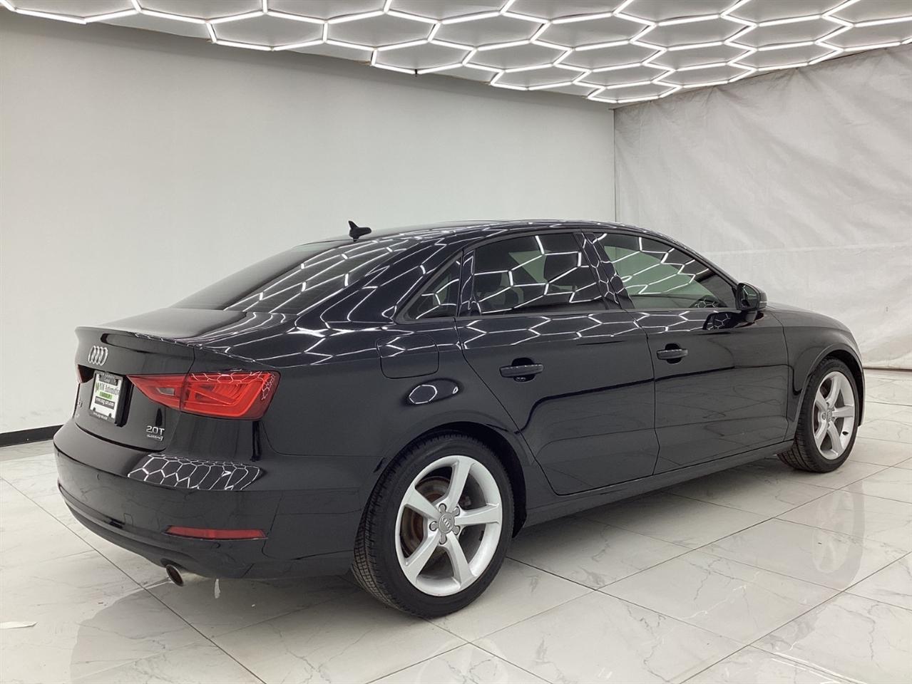 Audi A3 4dr Sdn quattro 2.0T Premium 2016