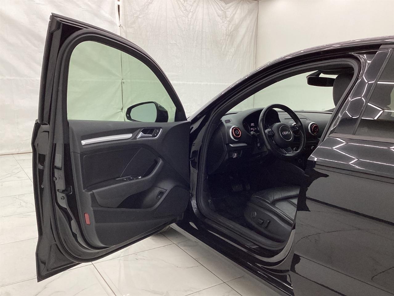 Audi A3 4dr Sdn quattro 2.0T Premium 2016