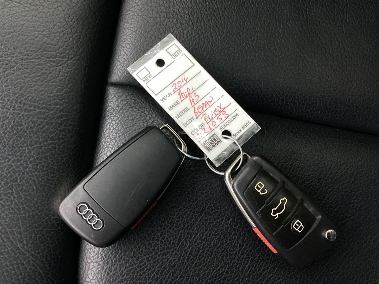 Audi A3 4dr Sdn quattro 2.0T Premium 2016