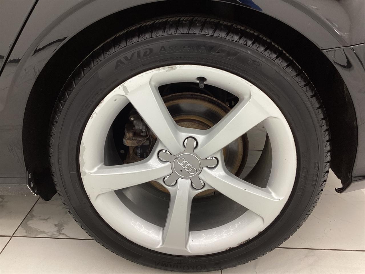 Audi A3 4dr Sdn quattro 2.0T Premium 2016