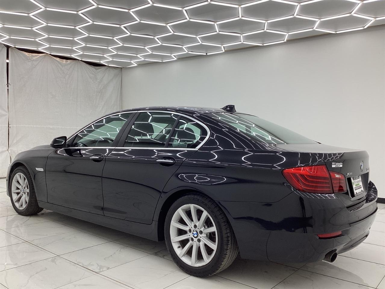 BMW 5 Series 4dr Sdn 535i xDrive AWD 2014
