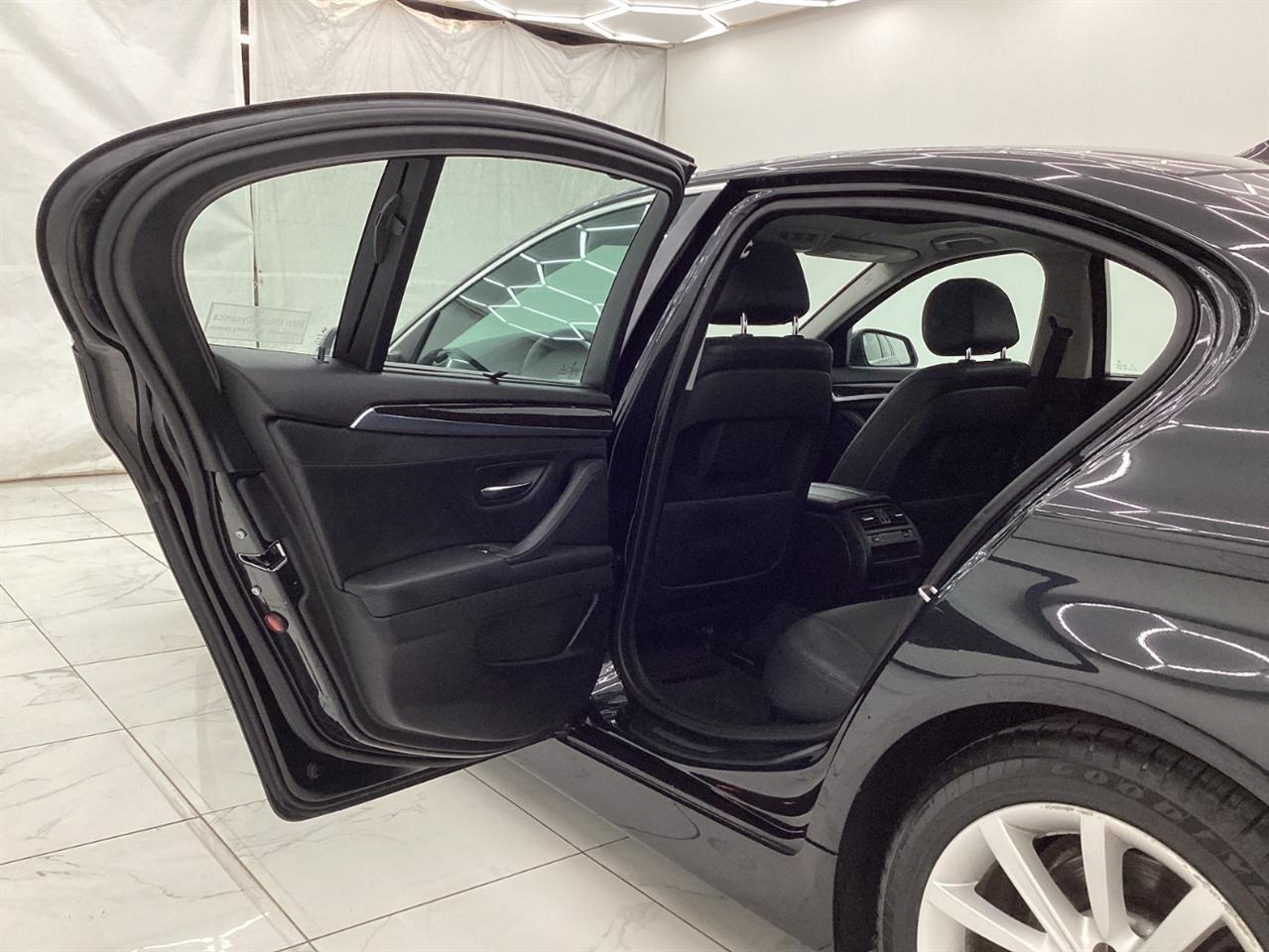 BMW 5 Series 4dr Sdn 535i xDrive AWD 2014