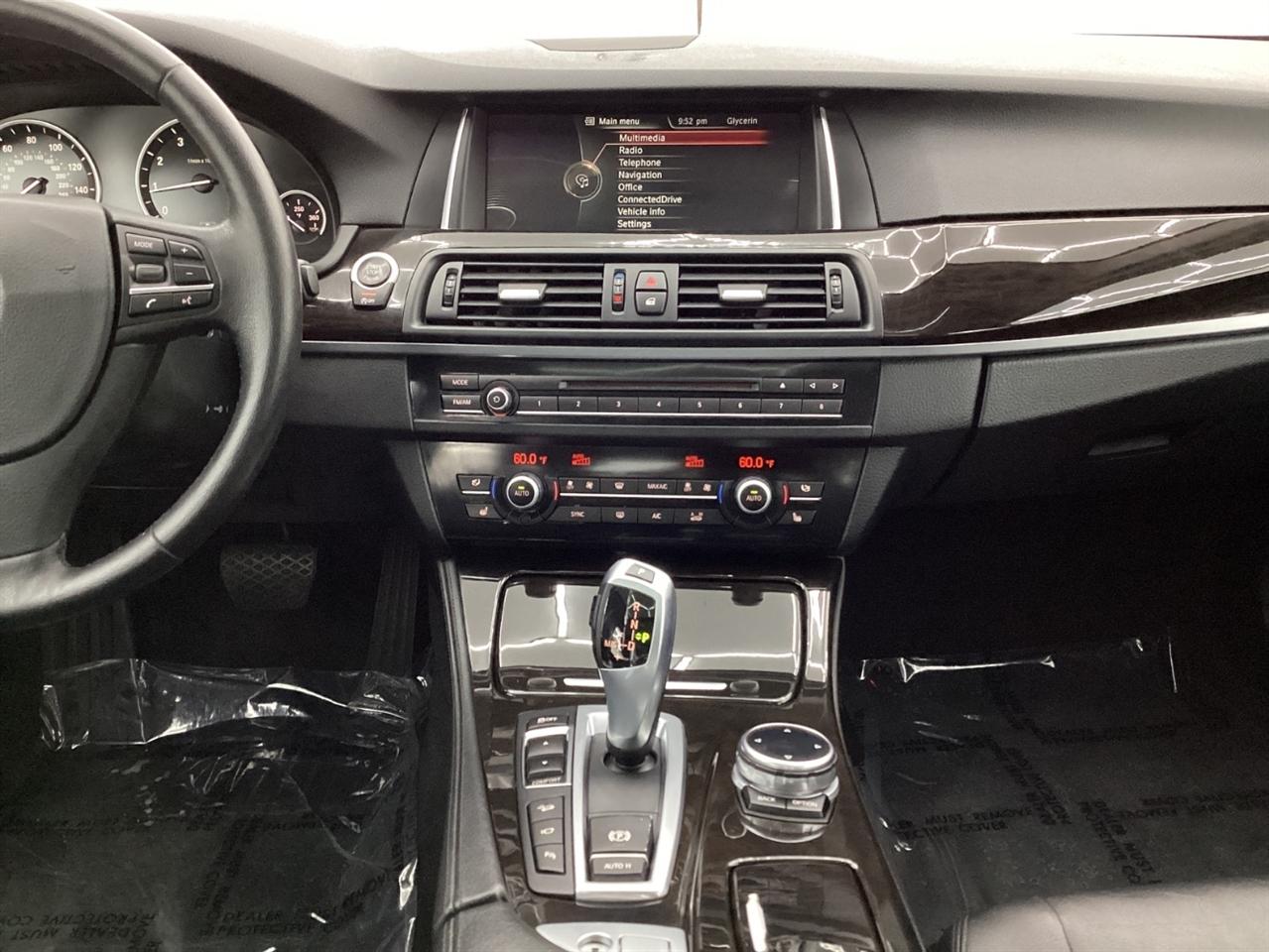 BMW 5 Series 4dr Sdn 535i xDrive AWD 2014