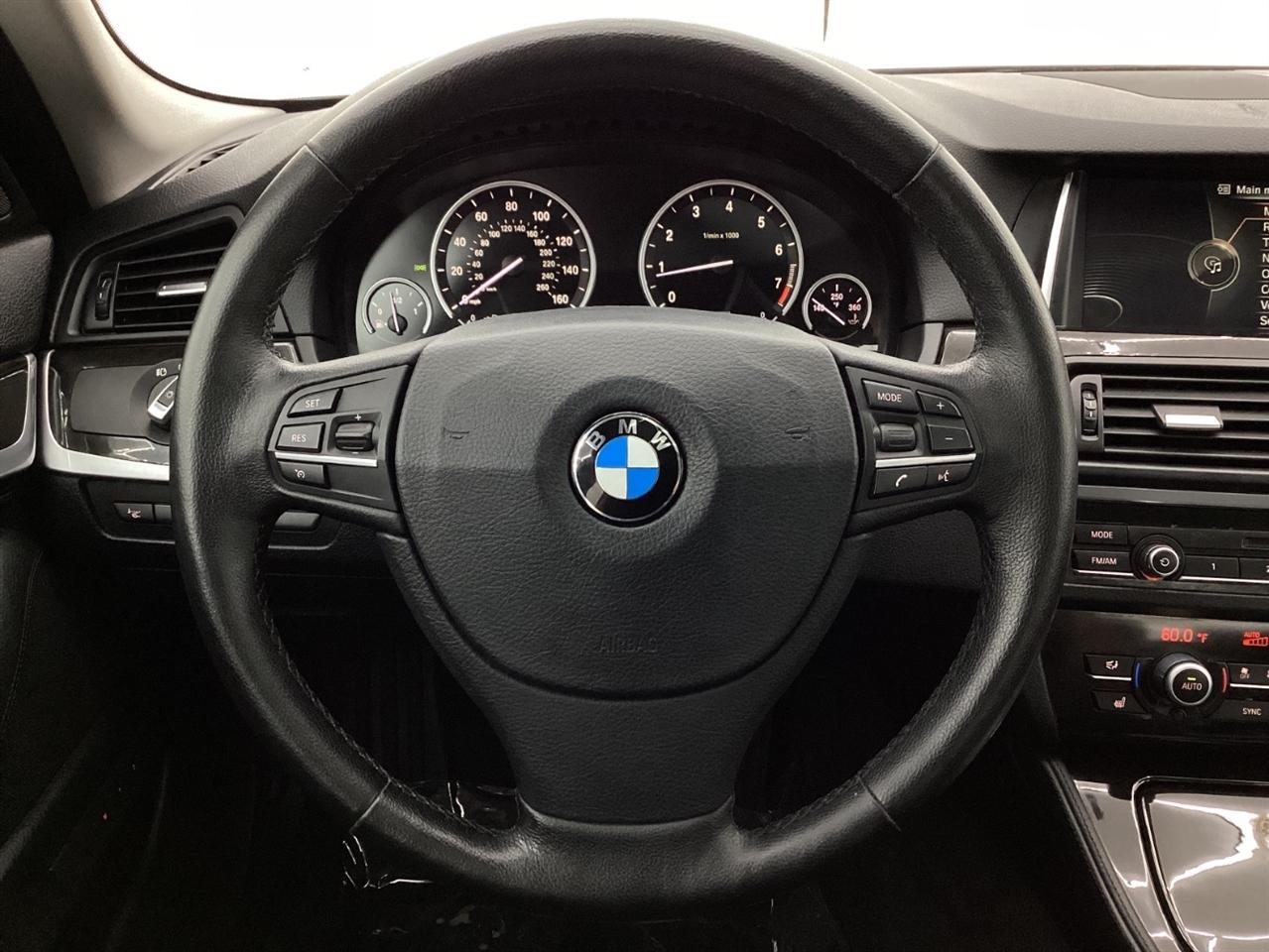 BMW 5 Series 4dr Sdn 535i xDrive AWD 2014
