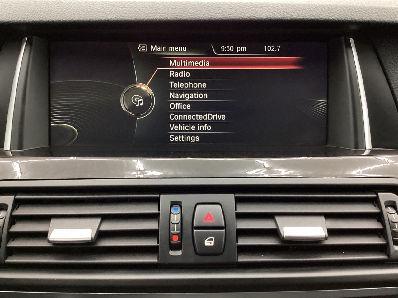 BMW 5 Series 4dr Sdn 535i xDrive AWD 2014