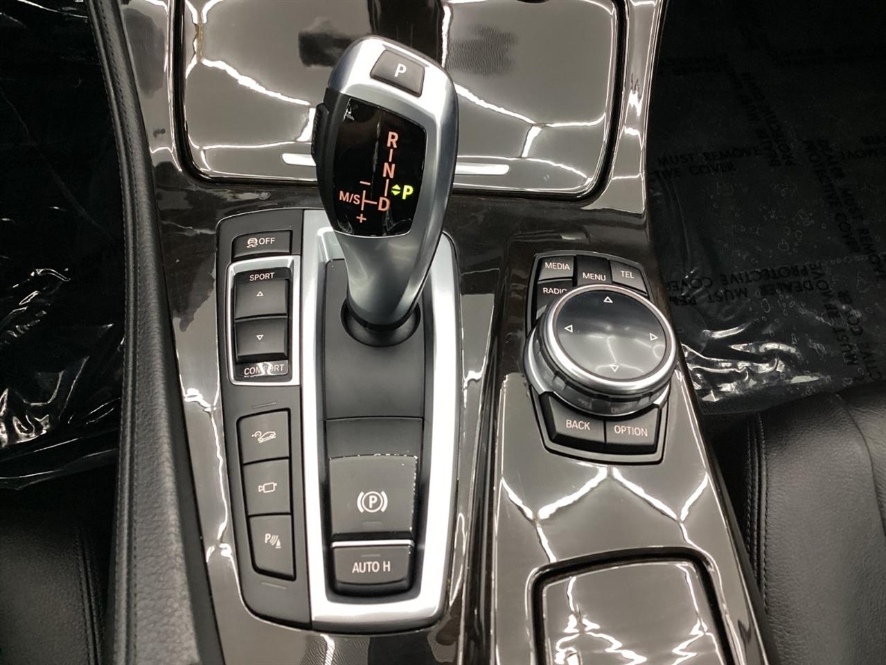 BMW 5 Series 4dr Sdn 535i xDrive AWD 2014