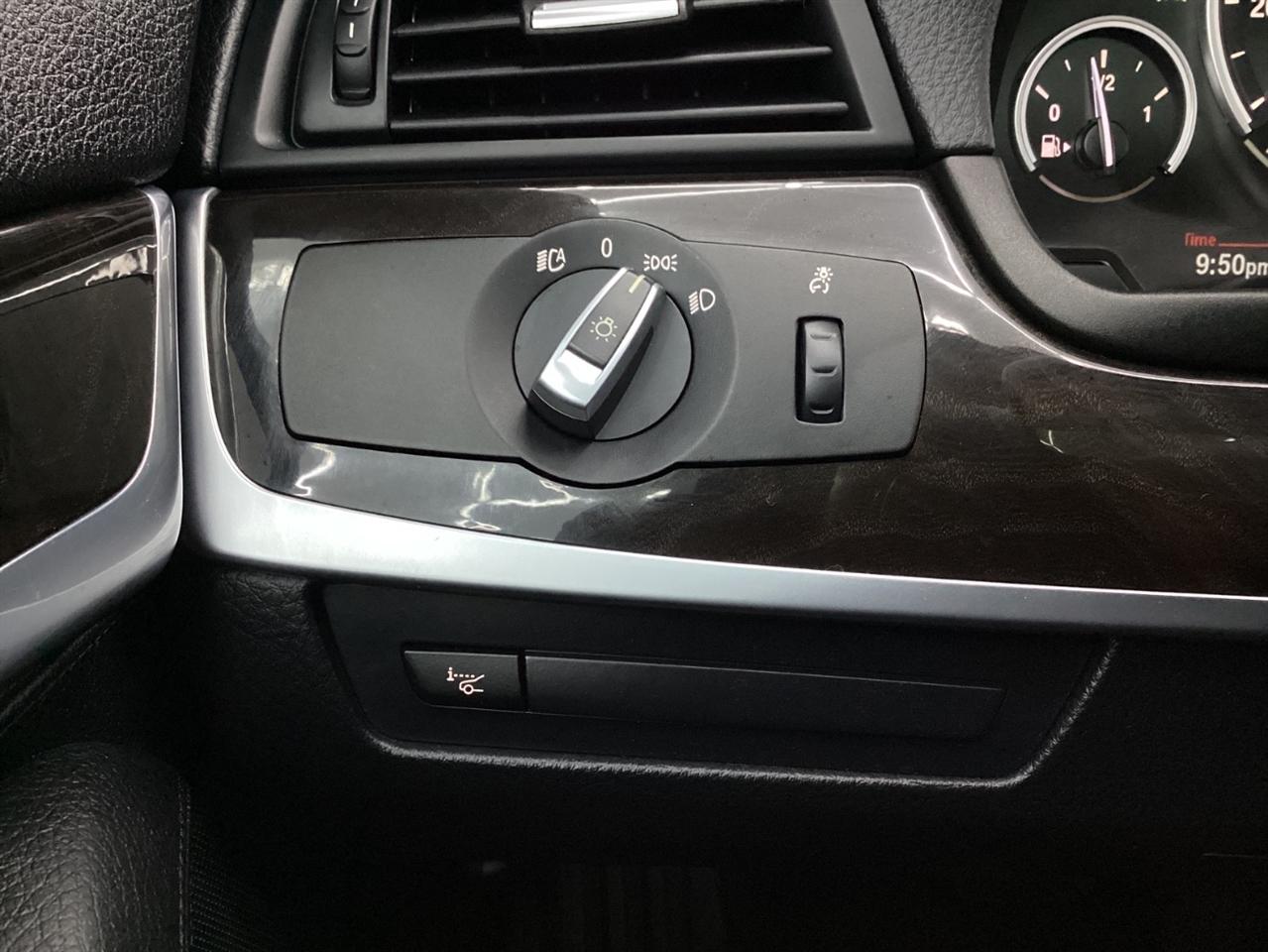 BMW 5 Series 4dr Sdn 535i xDrive AWD 2014