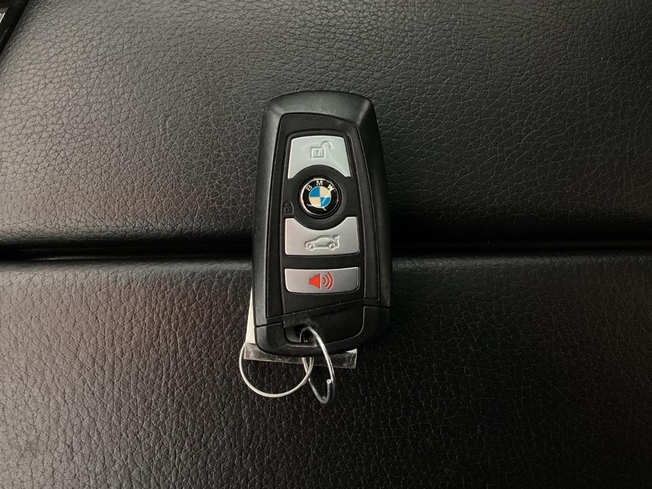 BMW 5 Series 4dr Sdn 535i xDrive AWD 2014