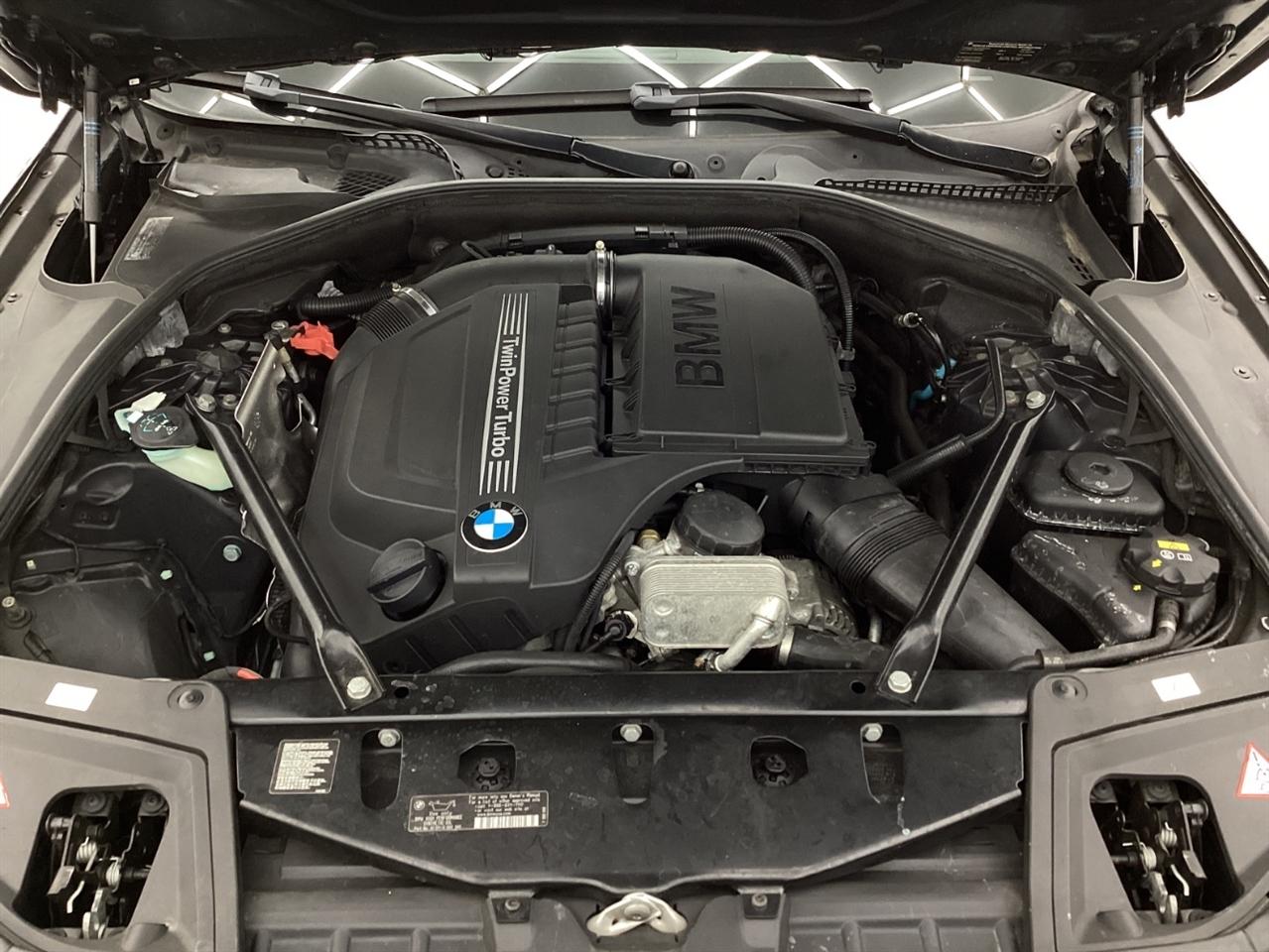 BMW 5 Series 4dr Sdn 535i xDrive AWD 2014