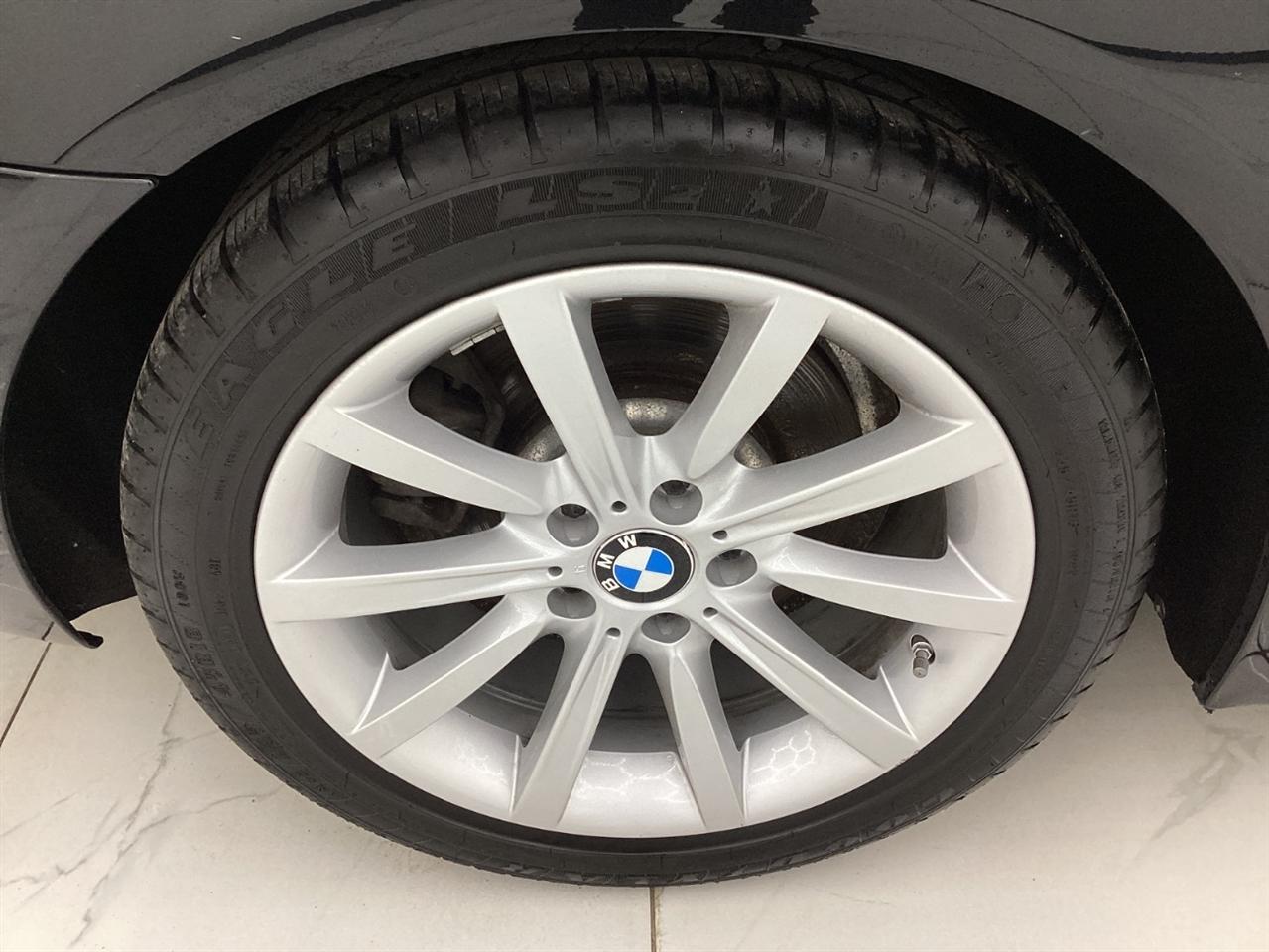 BMW 5 Series 4dr Sdn 535i xDrive AWD 2014