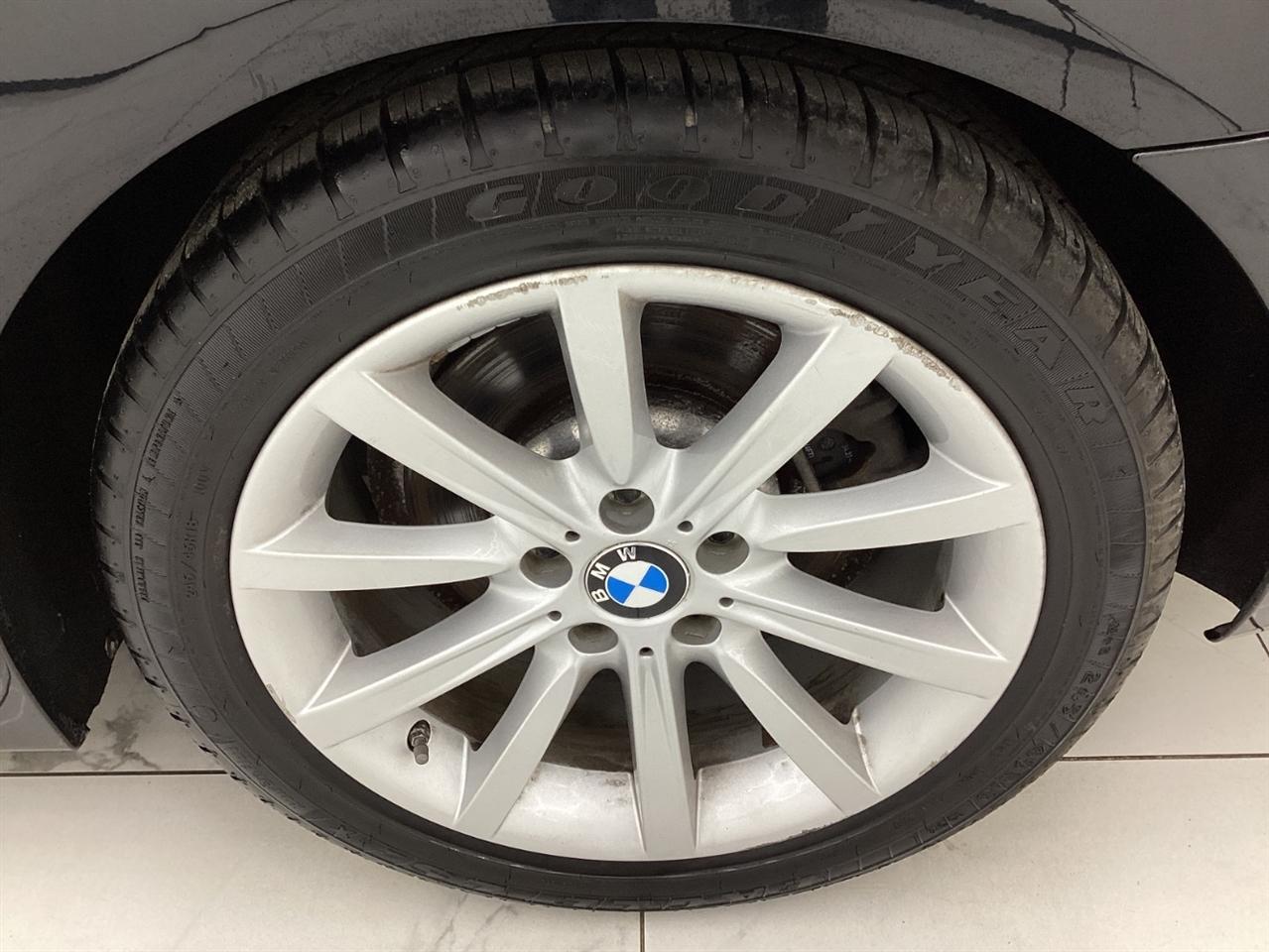 BMW 5 Series 4dr Sdn 535i xDrive AWD 2014
